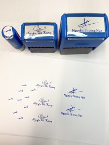 dấu chữ ký kèm tên